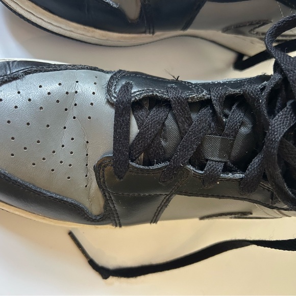 Nike Boy’s Black and Gray Sneakers - Picture 13 of 15